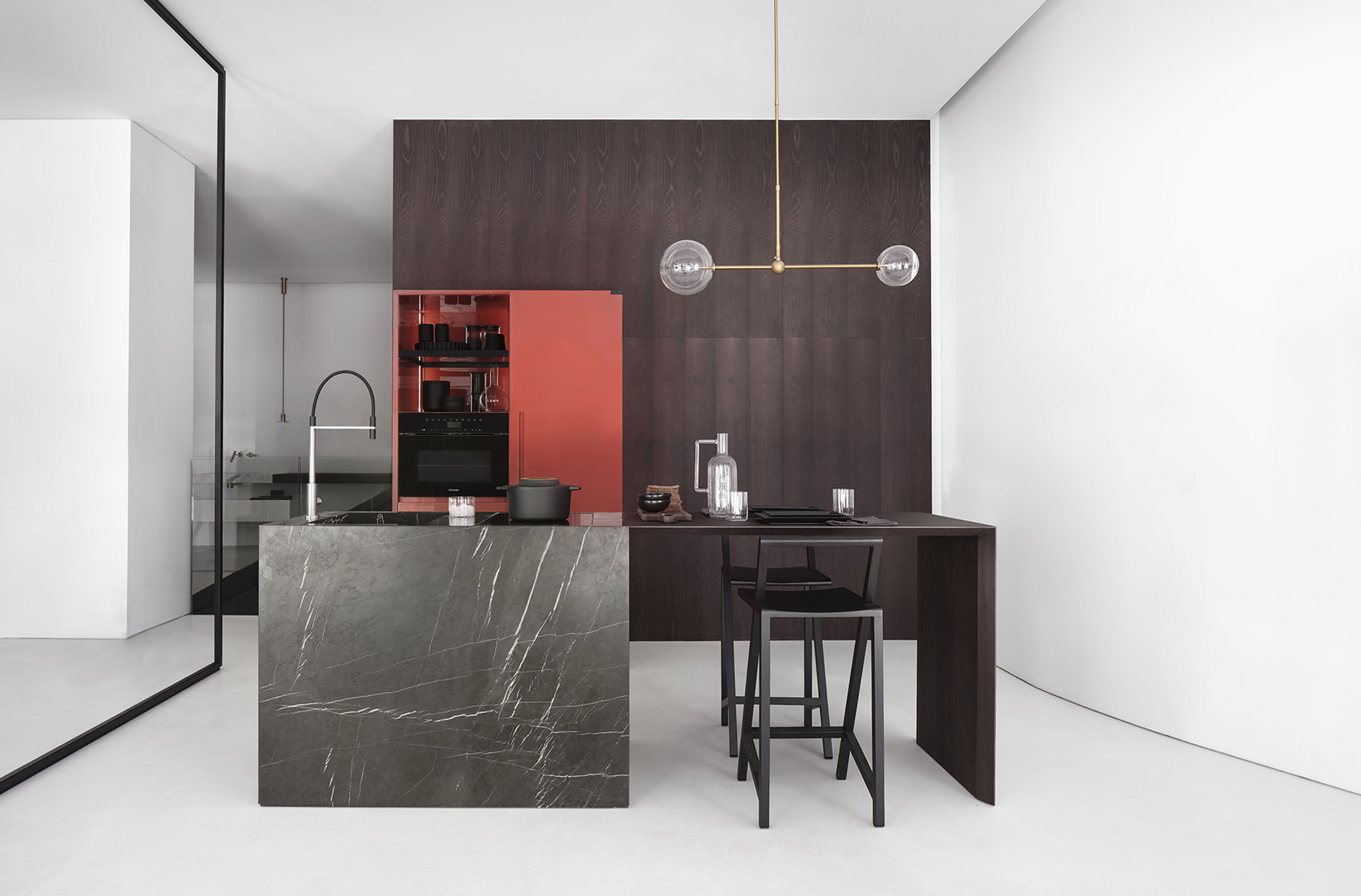 SMALL LIVING KITCHENS